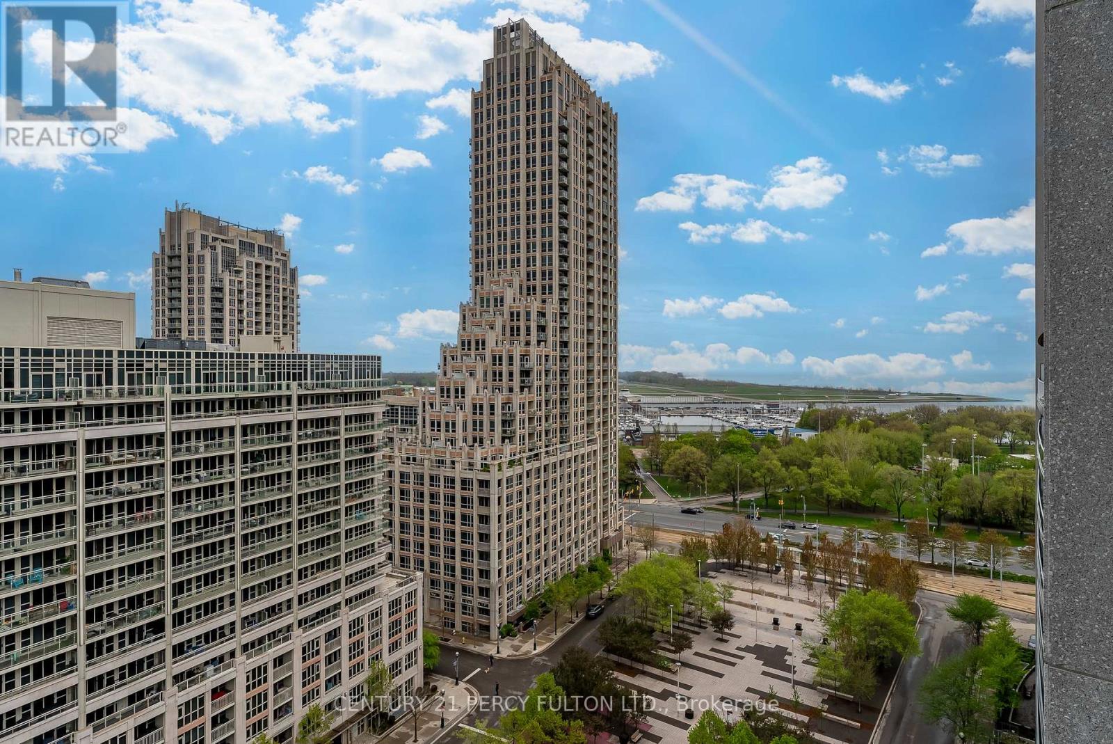1663 - 209 Fort York Boulevard, Toronto, Ontario  M5V 4A1 - Photo 35 - C12150517