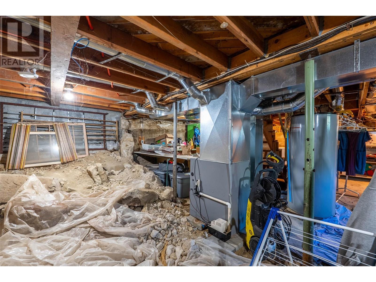 809 Davies Street, Nelson, British Columbia  V1L 3T6 - Photo 36 - 10347813