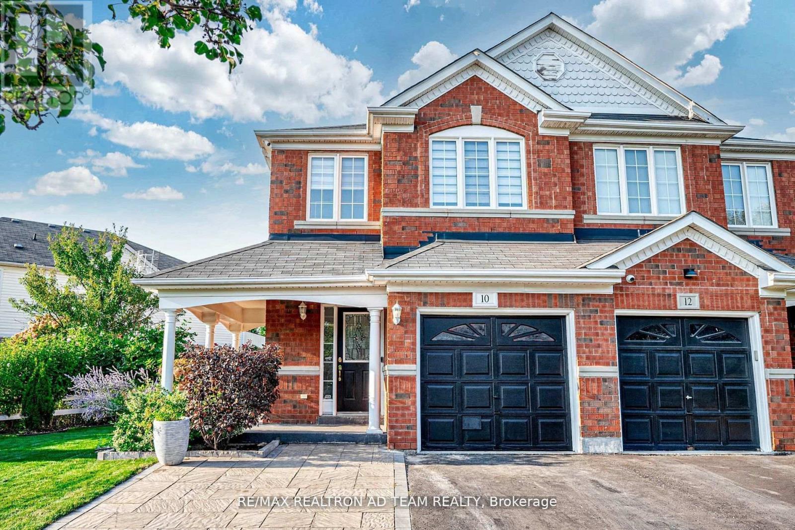 Property at 10 TOZER CRESCENT image 2