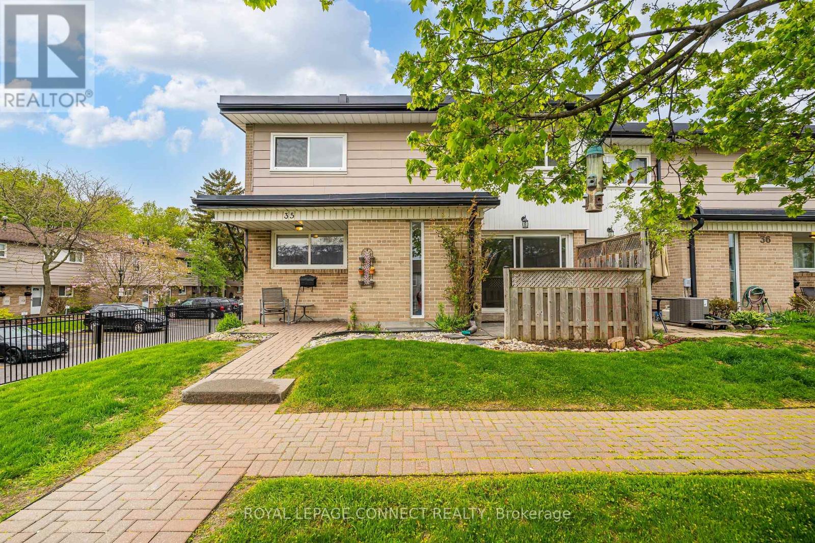 35 - 925 Bayly Street, Pickering, Ontario  L1W 1L4 - Photo 1 - E12150502