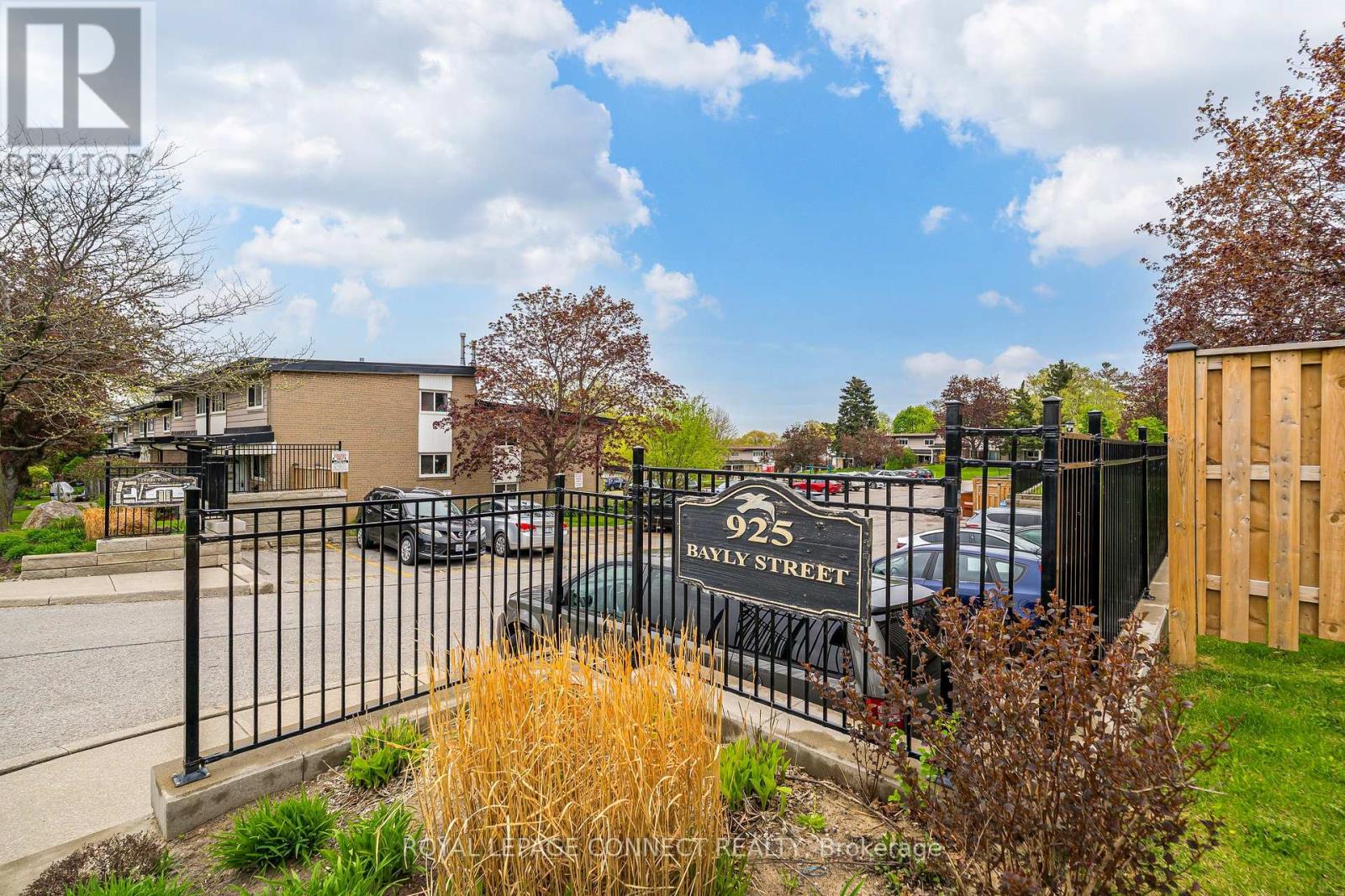 35 - 925 Bayly Street, Pickering, Ontario  L1W 1L4 - Photo 34 - E12150502