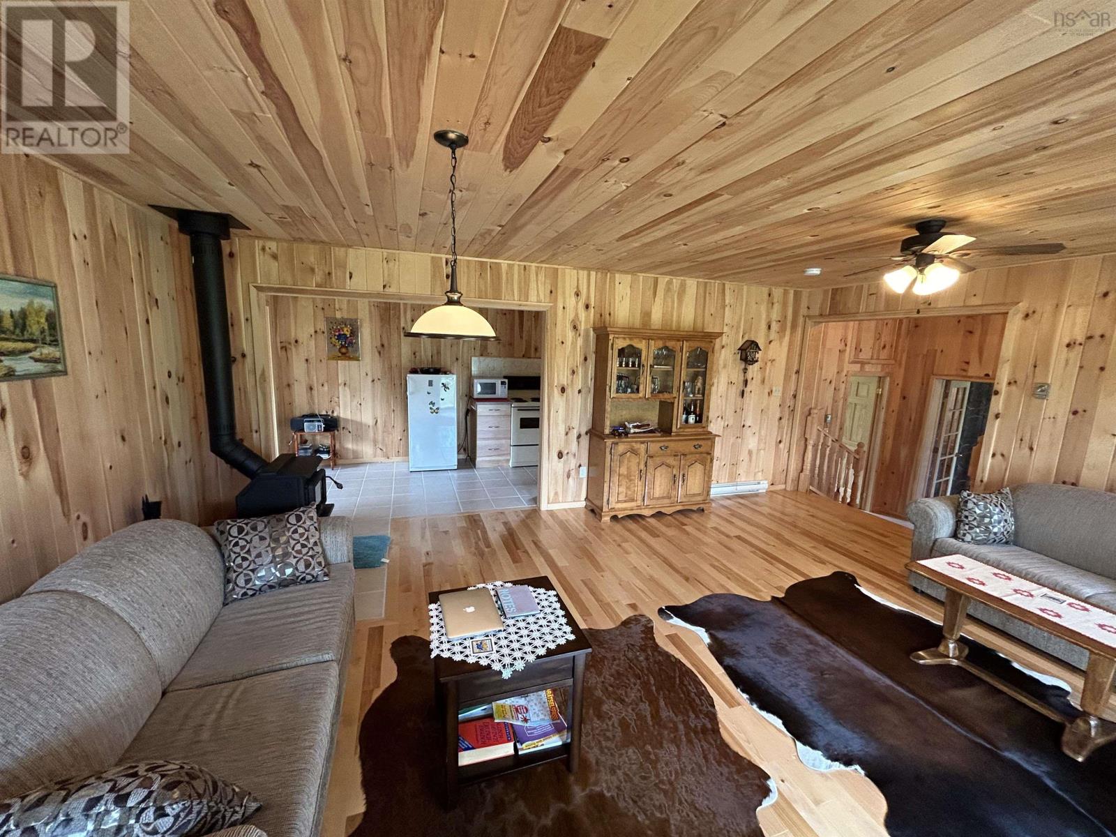 87 Somerset Drive, East Sable River, Nova Scotia  B0T 1V0 - Photo 11 - 202511109