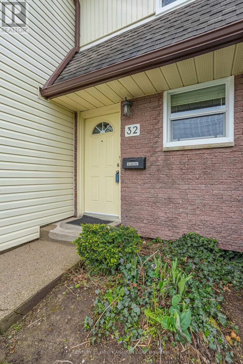 Property at 32 - 1919 TRAFALGAR STREET image 3