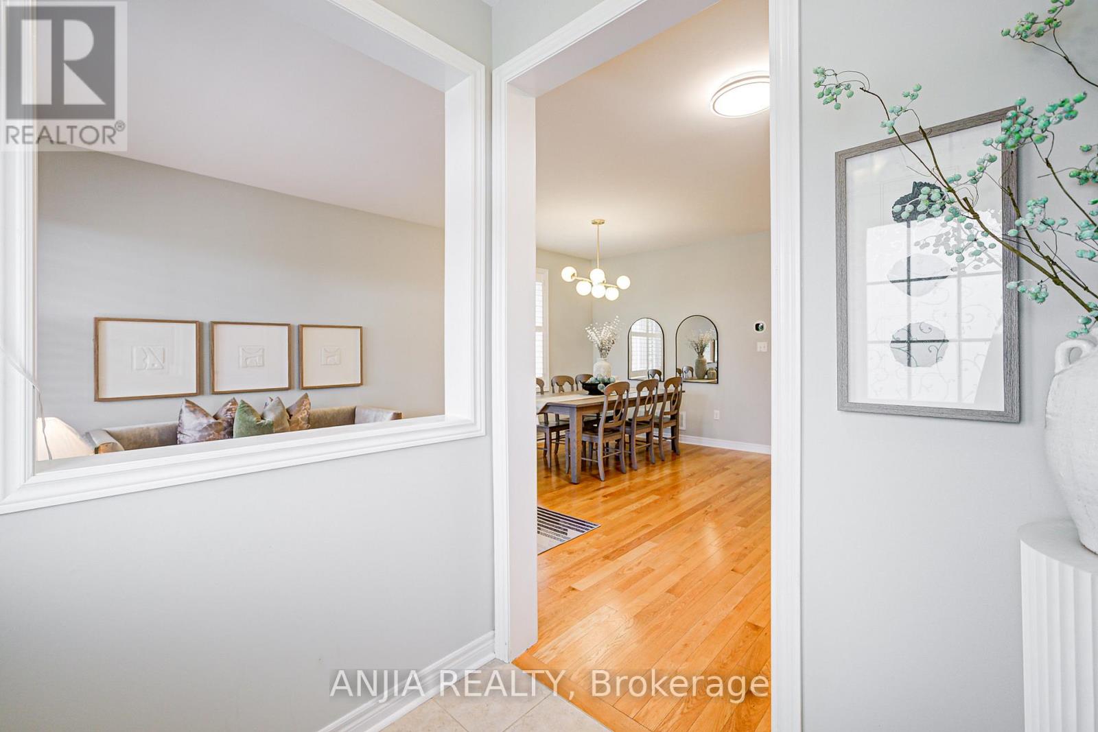 9 Desjardin Drive, Markham, Ontario  L6E 0K2 - Photo 6 - N12150464