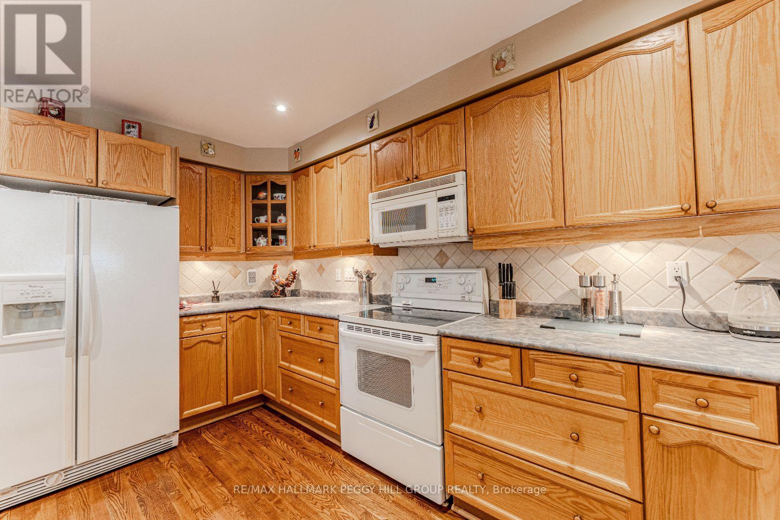 Property at 64 SUMMERSET DRIVE image 4