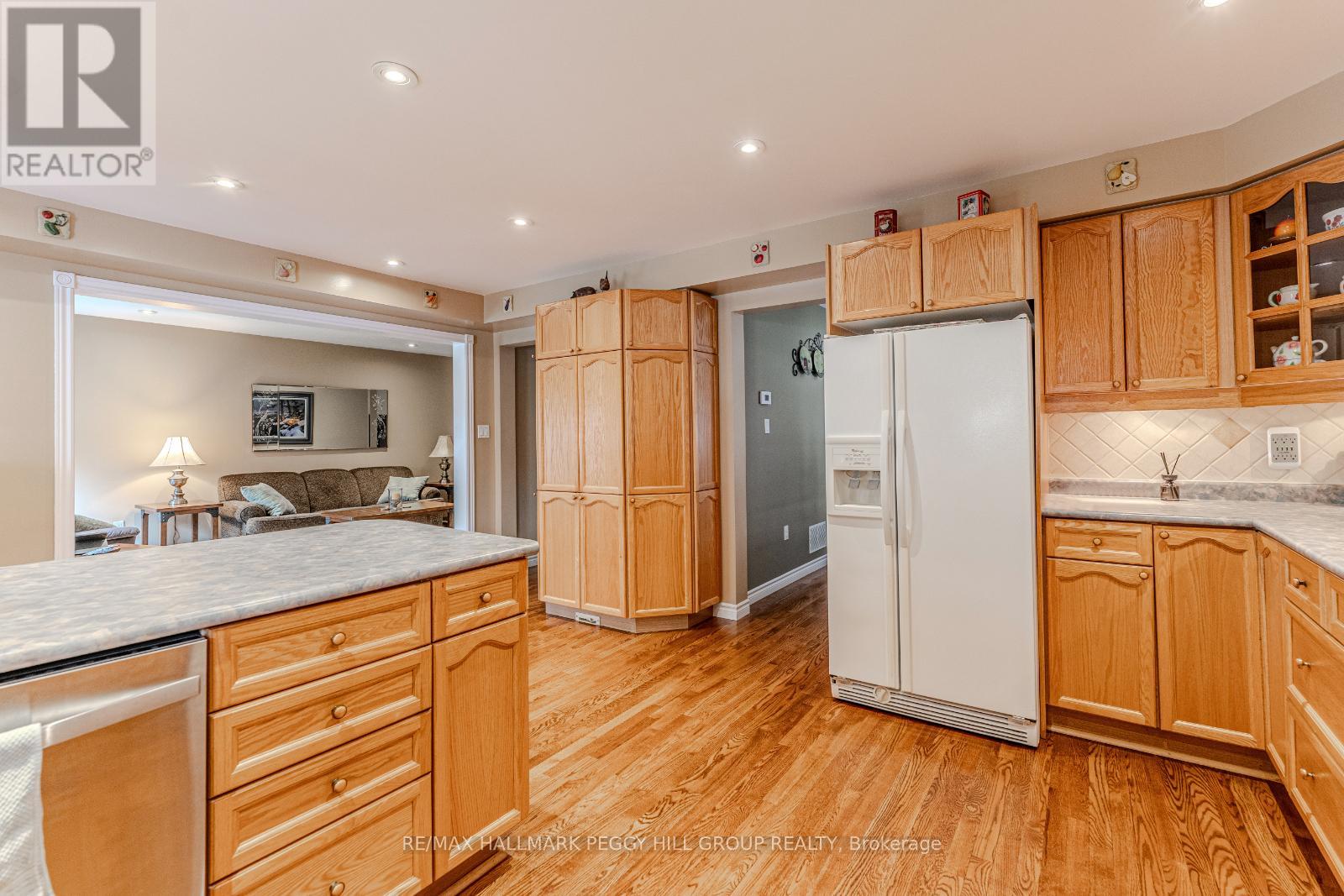 Property at 64 SUMMERSET DRIVE image 5