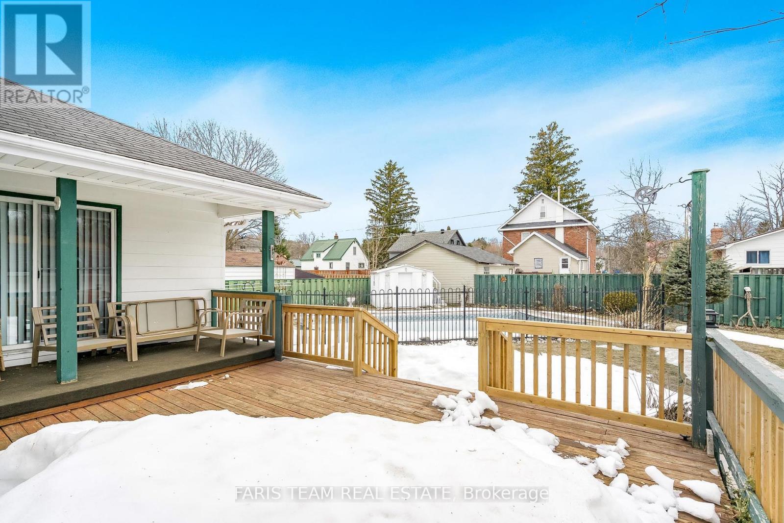 366 Mississaga Street W, Orillia, Ontario  L3V 3C3 - Photo 25 - S12150350