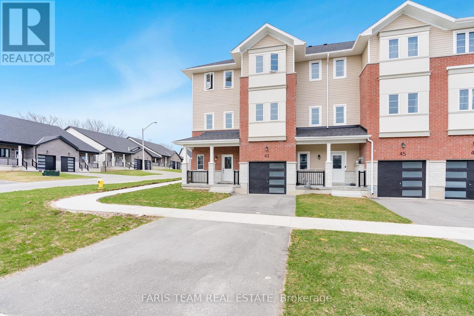 Property at 43 LAHEY CRESCENT image 2