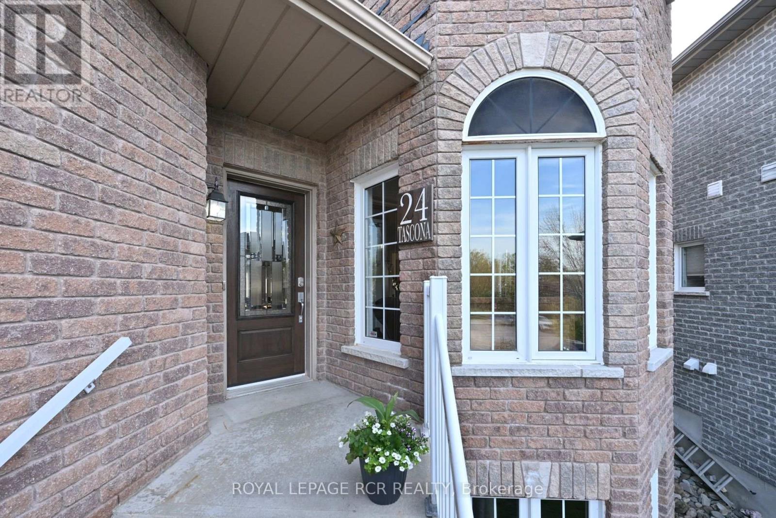 Property at 24 TASCONA COURT image 3
