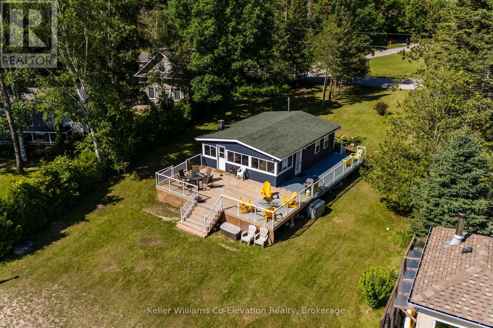 1486 Tiny Beaches Road N, Tiny, Ontario  L9M 0J2 - Photo 6 - S12086209