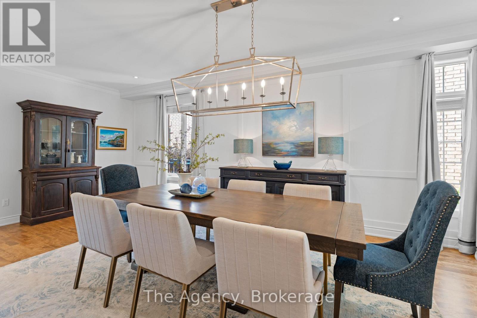 138 Tawny Crescent, Oakville (Br Bronte), Ontario  L6L 6T4 - Photo 6 - W12150599