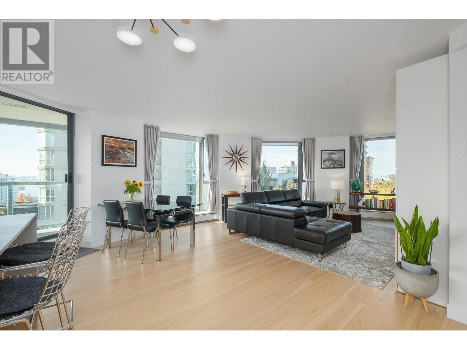 502 120 W 2ND STREET, north vancouver, British Columbia