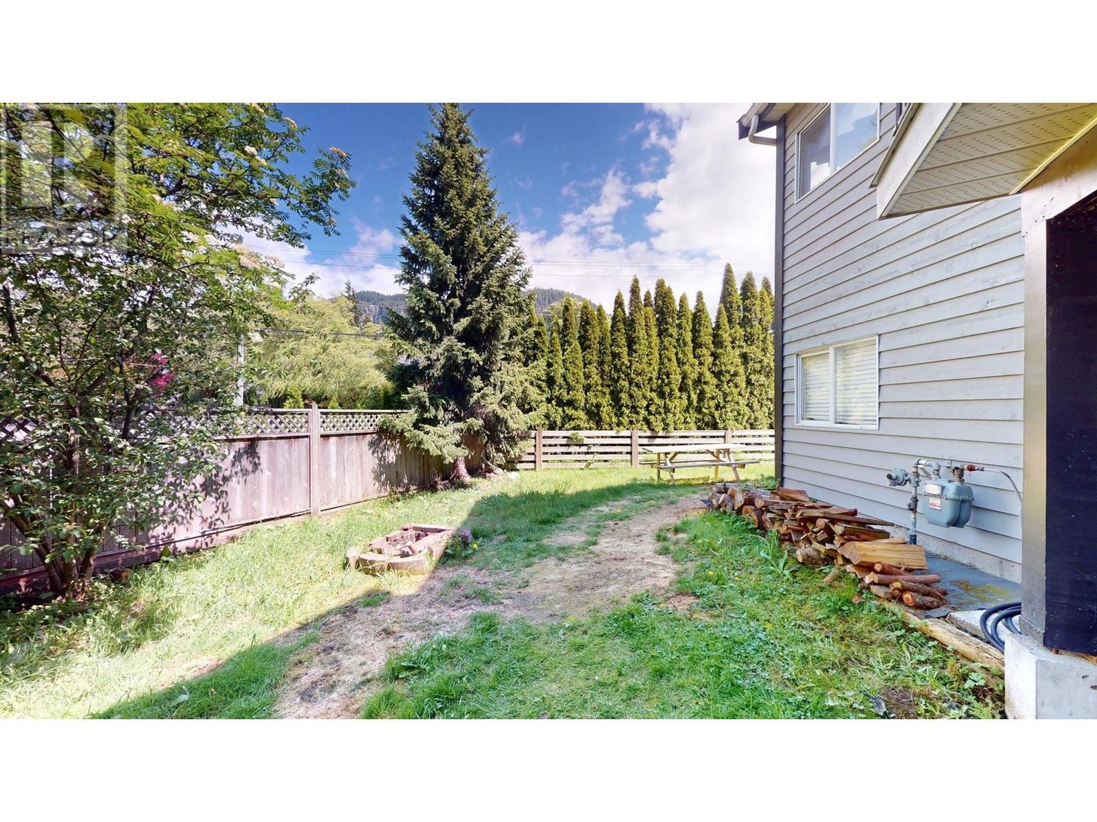 Property at 1499 JUDD ROAD image 2