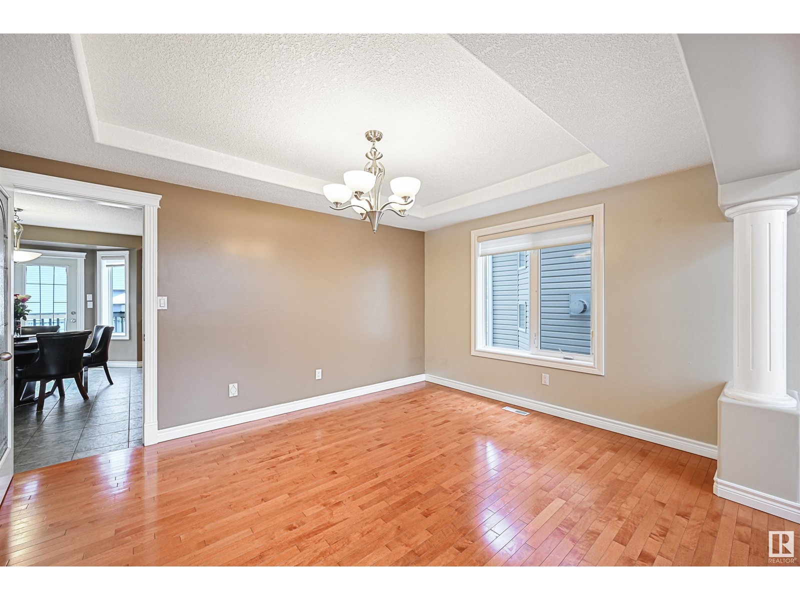 Property at 741 HALIBURTON CR NW image 5