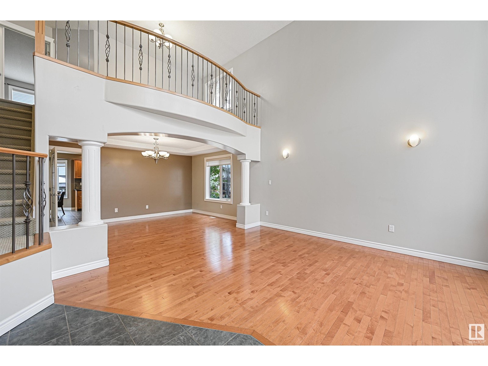 Property at 741 HALIBURTON CR NW image 1