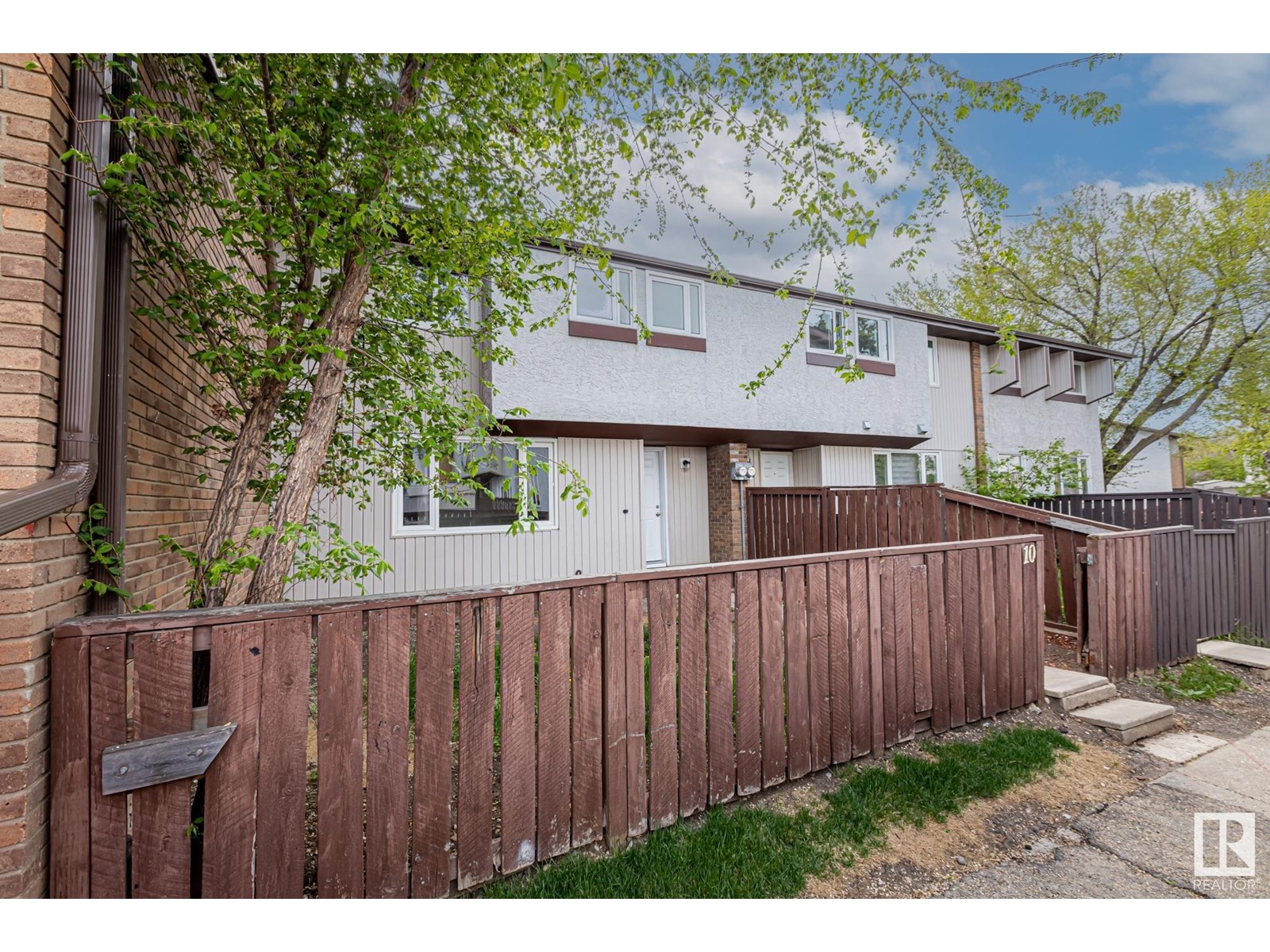 Property at #10 14320 80 ST NW image 1