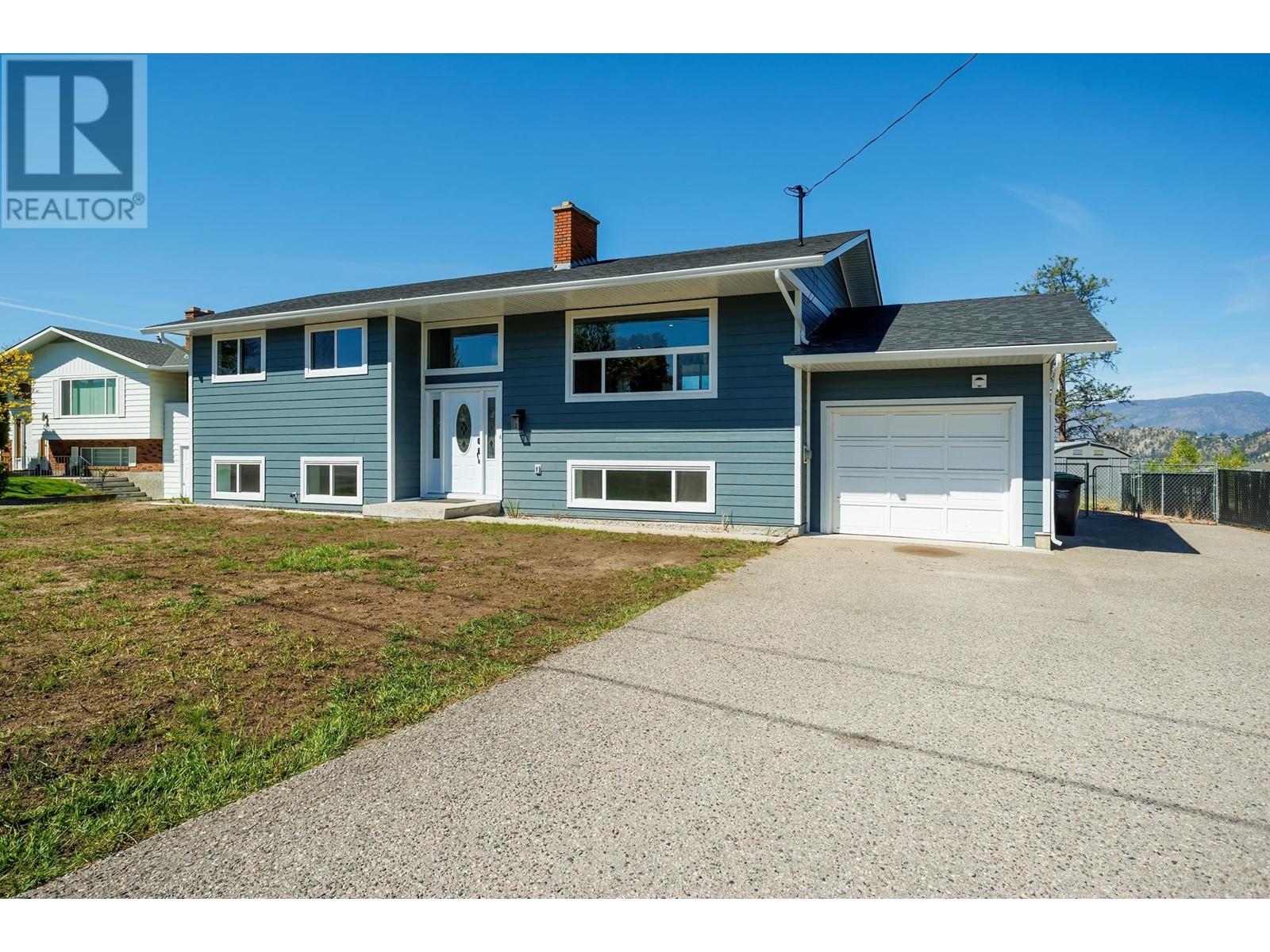 Property at 780 Dougall Road image 4
