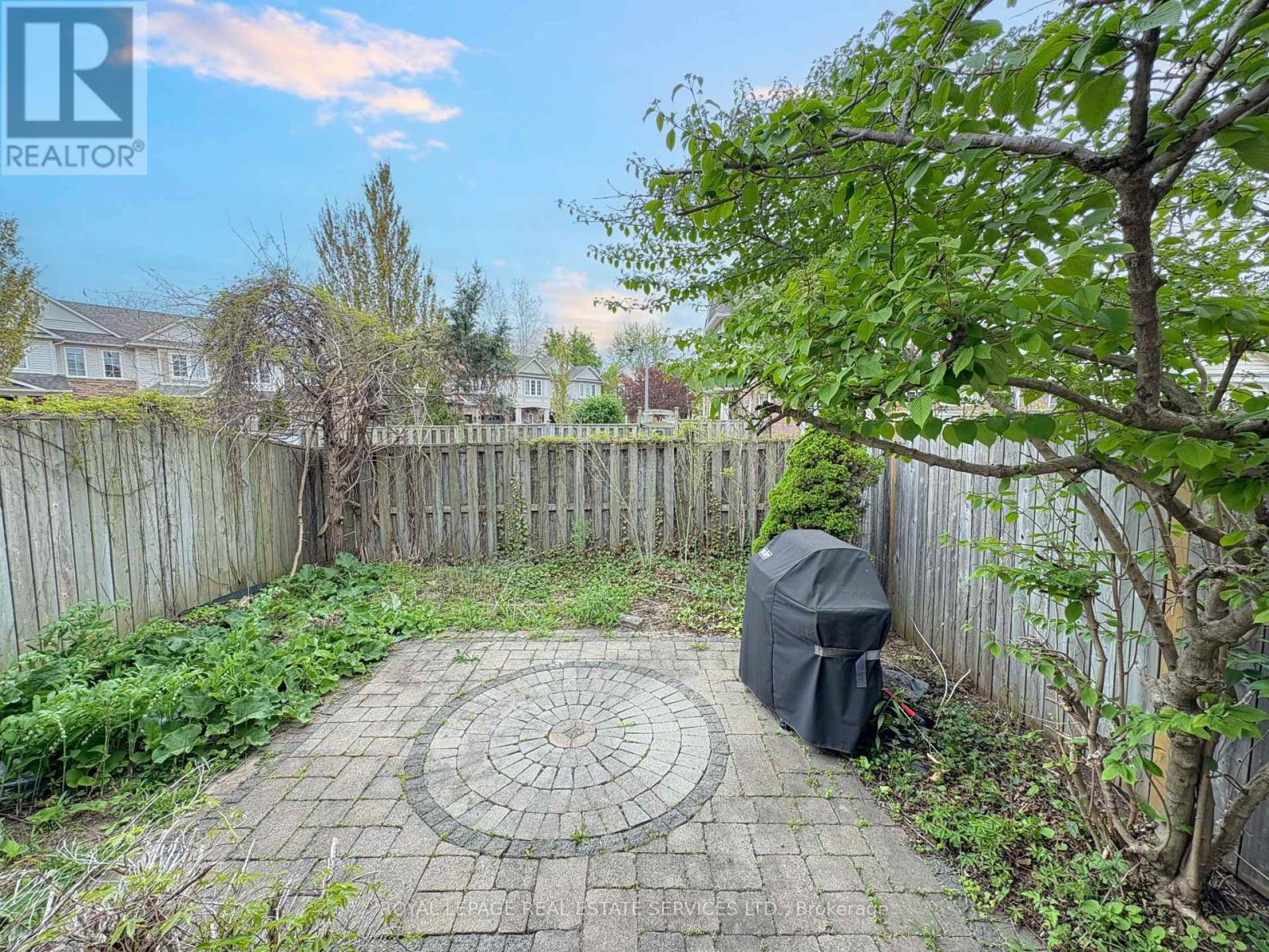 2444 Wooden Hill Circle, Oakville, Ontario  L6M 4E3 - Photo 24 - W12150320