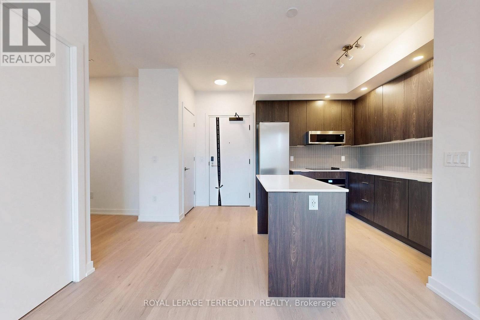 647 - 2501 Saw Whet Boulevard, Oakville, Ontario  L6M 5N2 - Photo 12 - W12150366