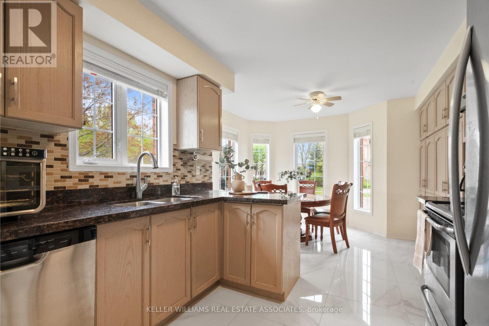 Property at 5554 LINWELL PLACE image 3