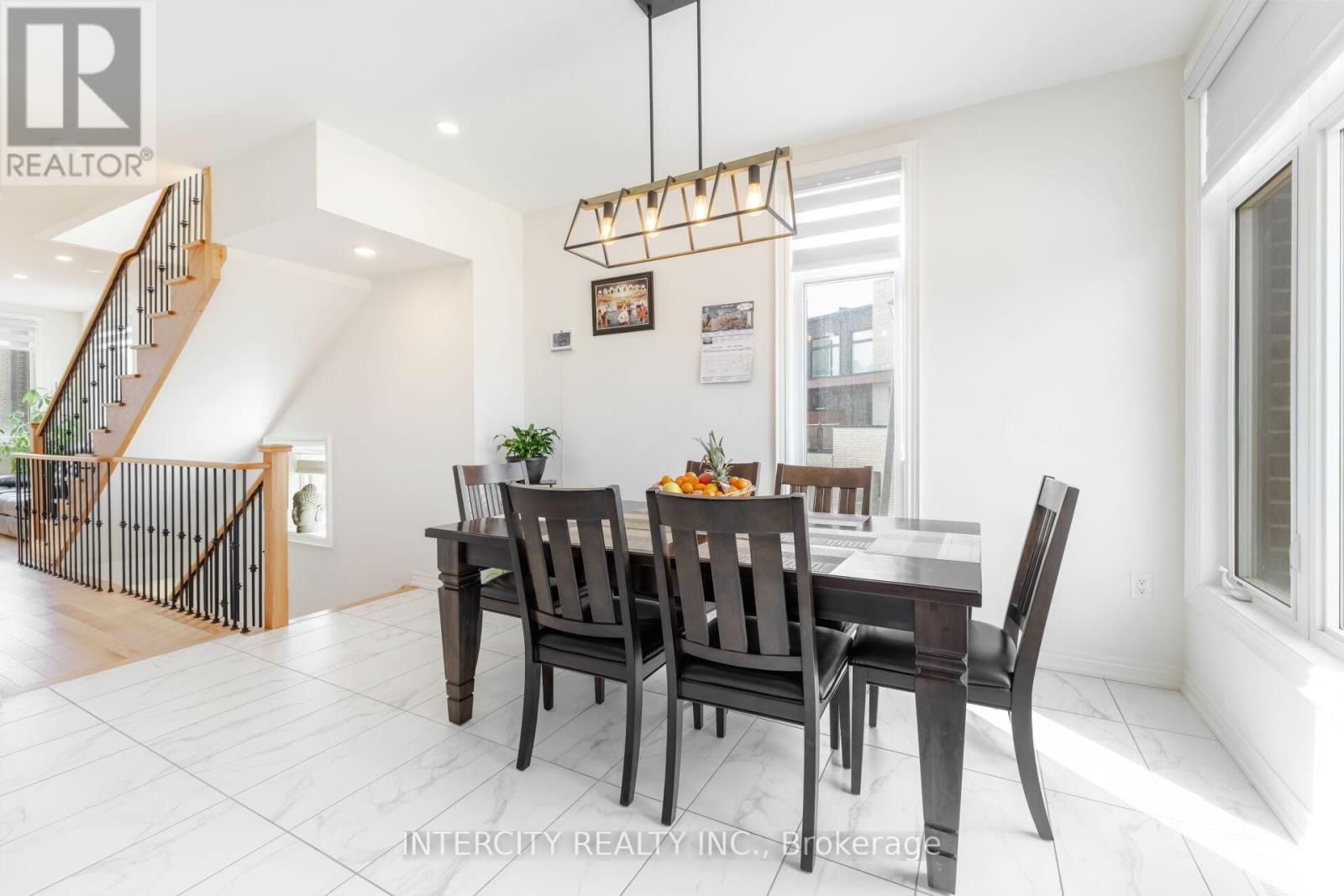 19 Queenpost Drive, Brampton (Credit Valley), Ontario  L6X 0B2 - Photo 21 - W12150471