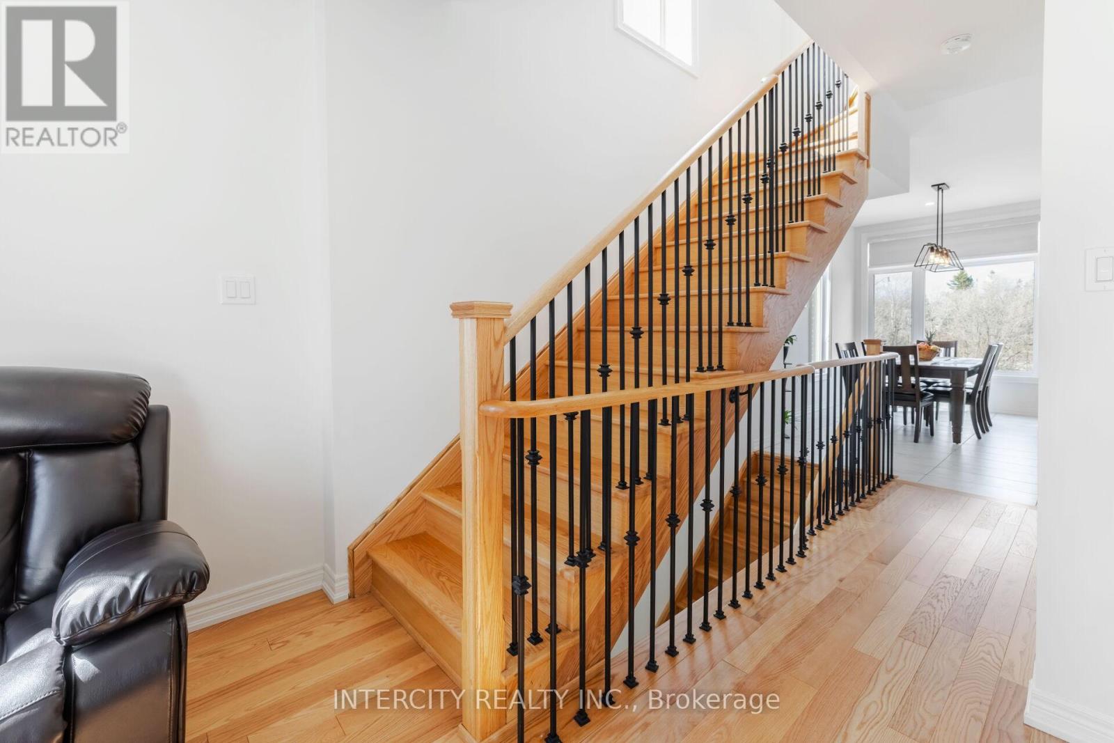 19 Queenpost Drive, Brampton (Credit Valley), Ontario  L6X 0B2 - Photo 29 - W12150471