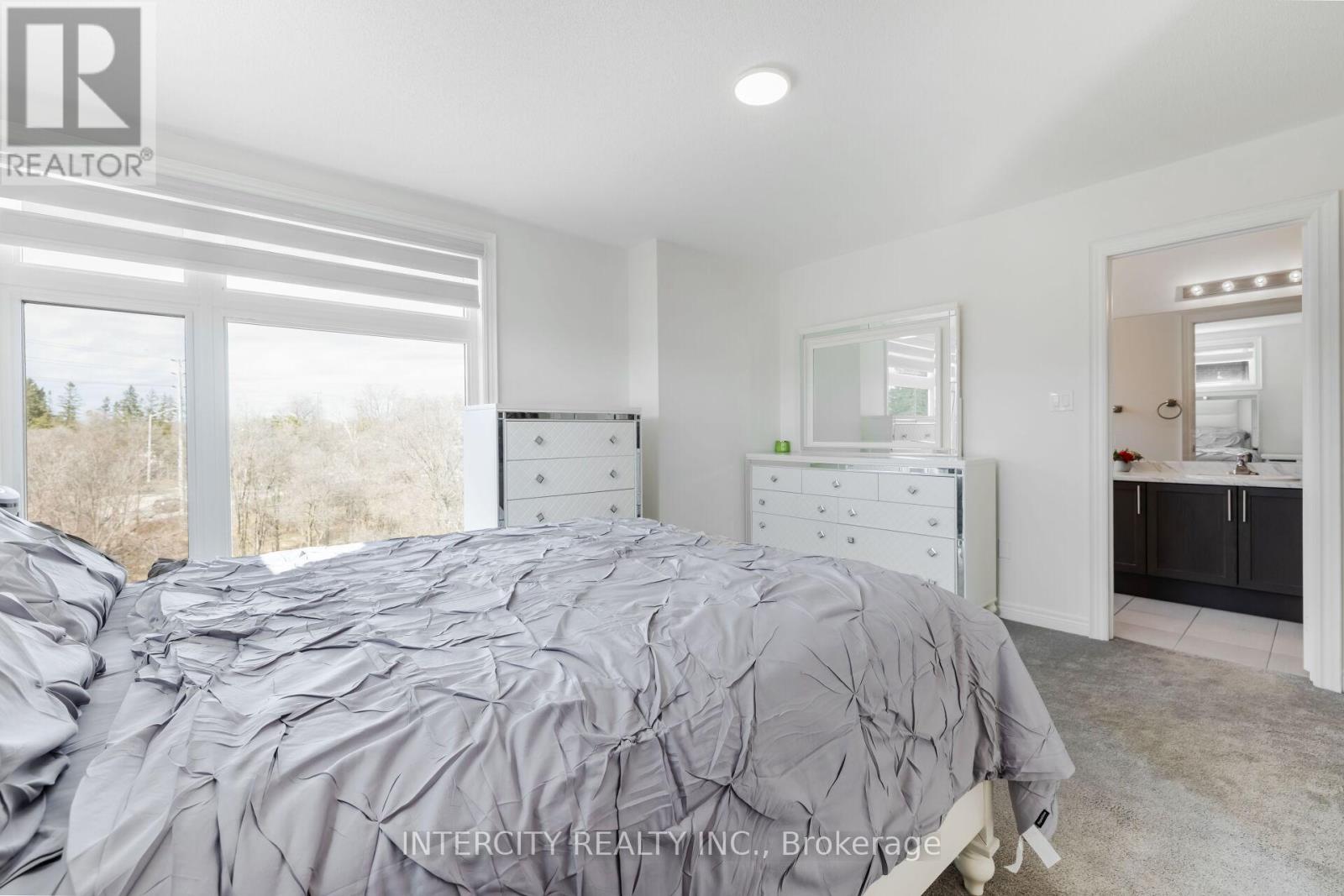 19 Queenpost Drive, Brampton (Credit Valley), Ontario  L6X 0B2 - Photo 31 - W12150471