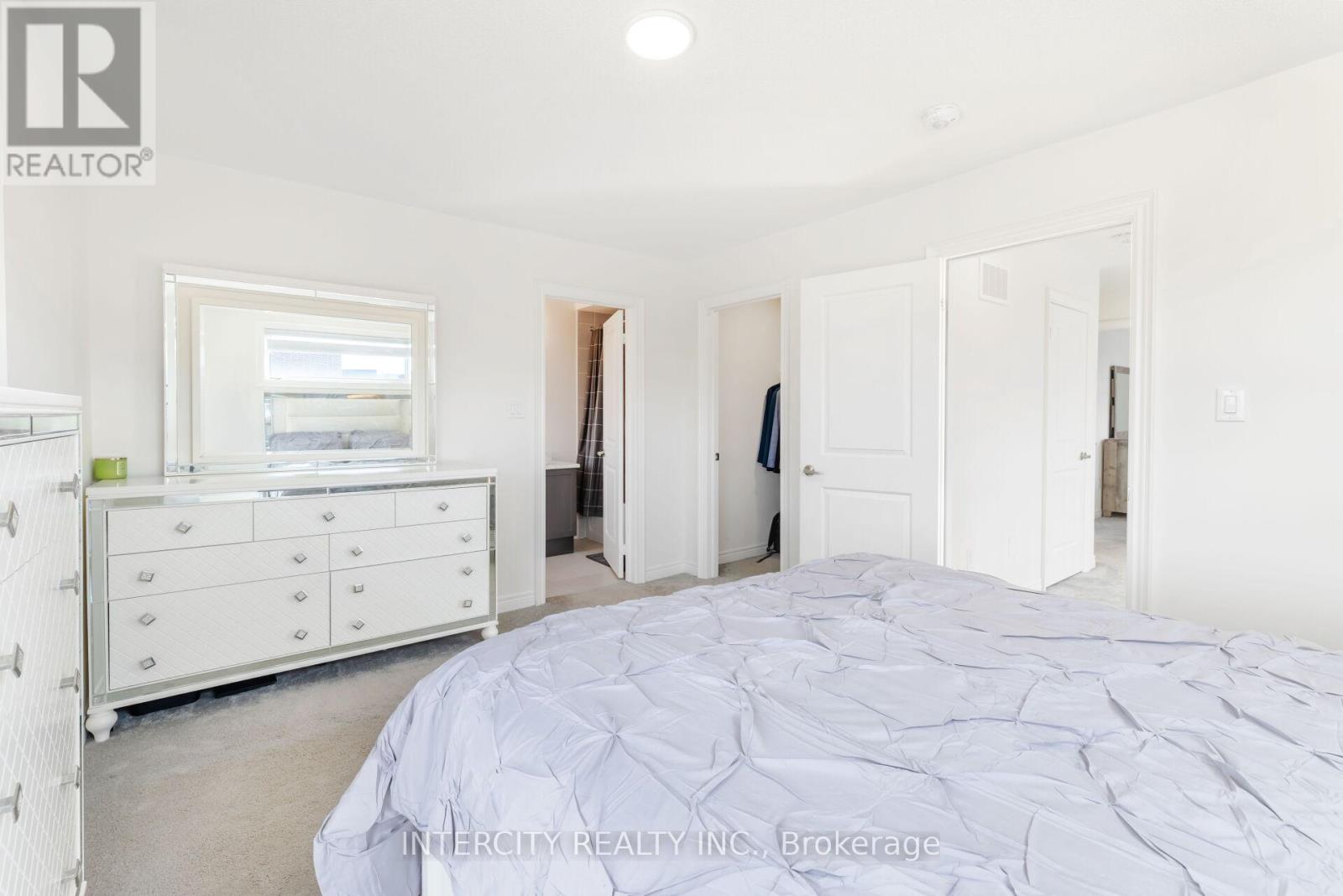 19 Queenpost Drive, Brampton (Credit Valley), Ontario  L6X 0B2 - Photo 36 - W12150471
