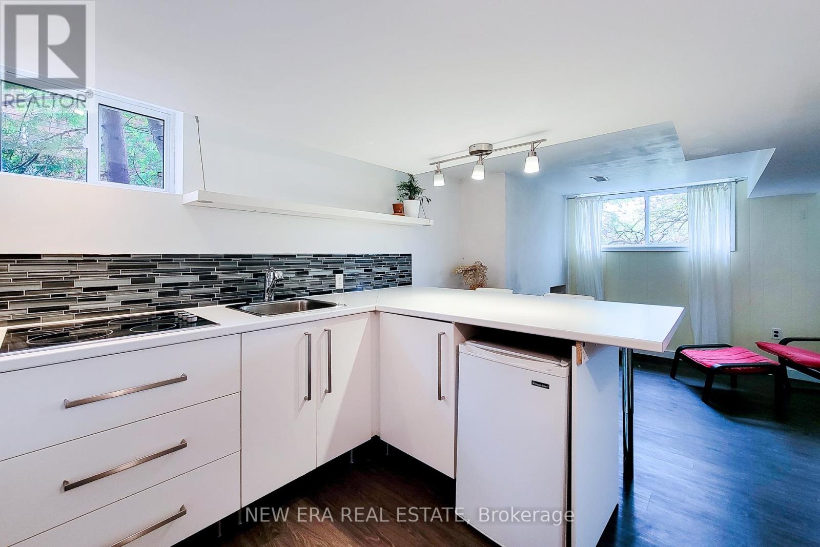 5322 Windermere Drive, Burlington (Appleby), Ontario  L7L 3M1 - Photo 37 - W12150506