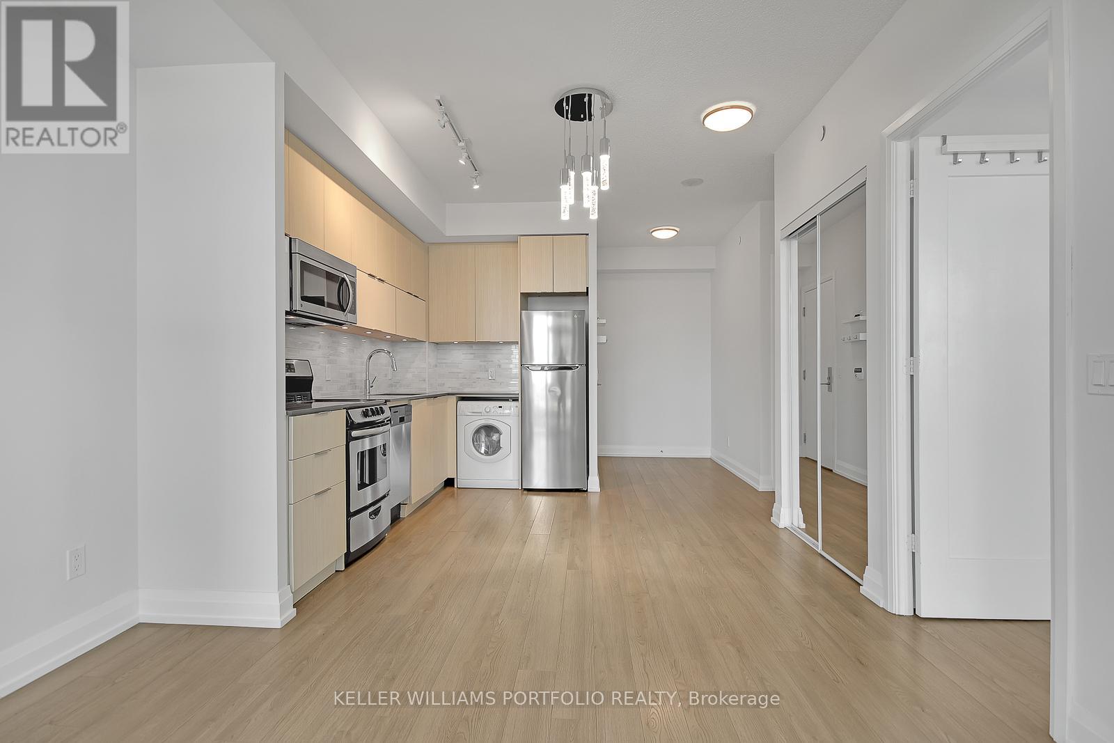 1206 - 56 Annie Craig Drive, Toronto, Ontario  M8V 0C5 - Photo 10 - W12150543