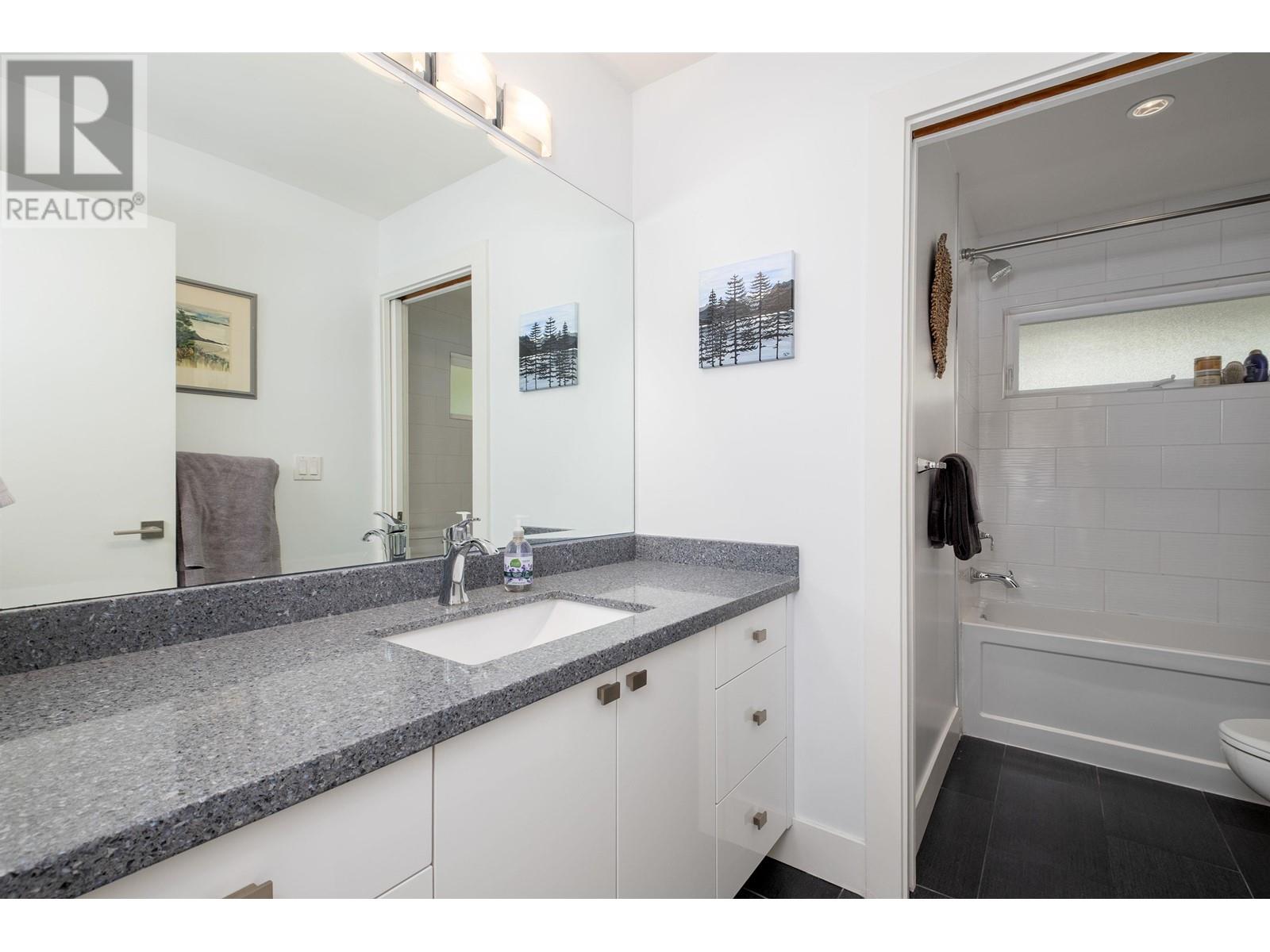 2796 William Avenue, North Vancouver, British Columbia  V7K 1Z5 - Photo 23 - R3003185
