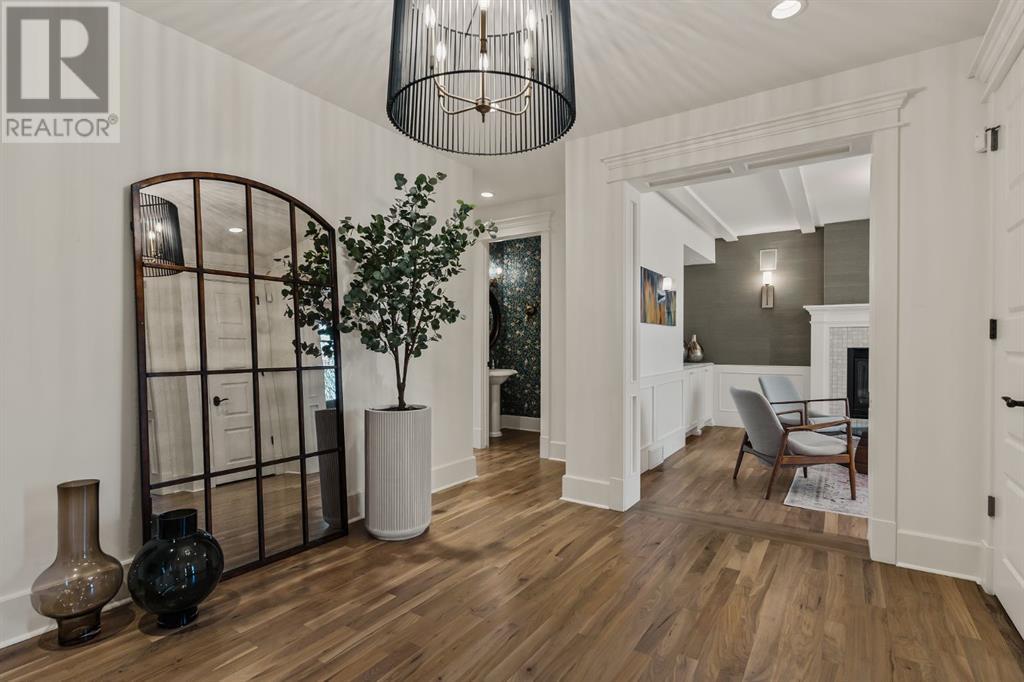 Property at 3025 3 Street SW image 5