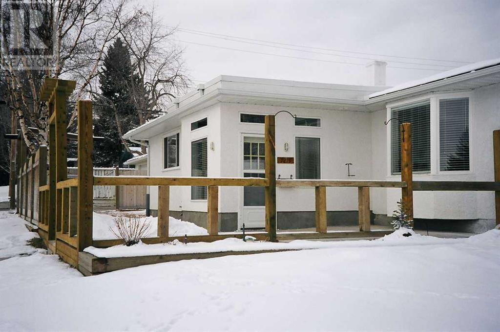 Property at 7215 5 Street SW image 3