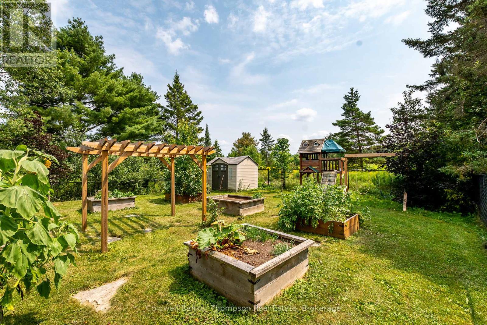 224 Queen Street, Burk's Falls, Ontario  P0A 1C0 - Photo 45 - X12150680