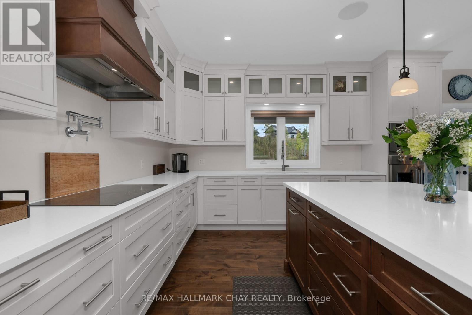 28 Thoroughbred Drive, Oro-Medonte, Ontario  L0K 1E0 - Photo 7 - S11975303