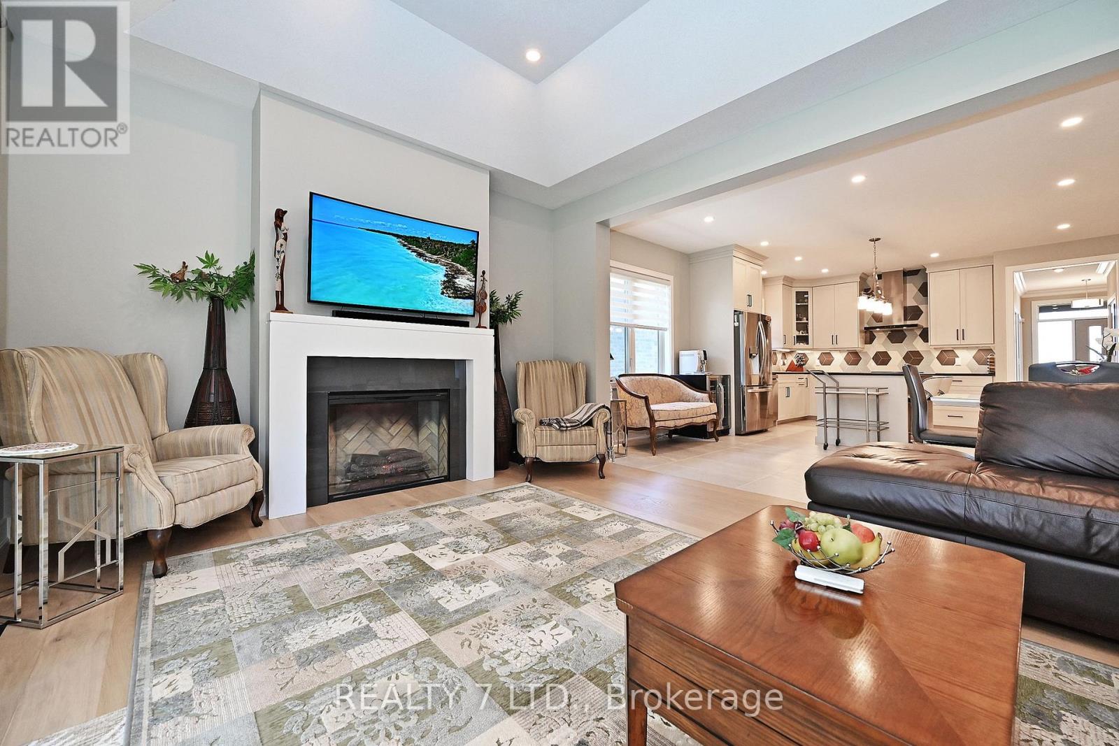 544 Old Course Trail, Welland, Ontario  L3B 0L8 - Photo 12 - X12150419