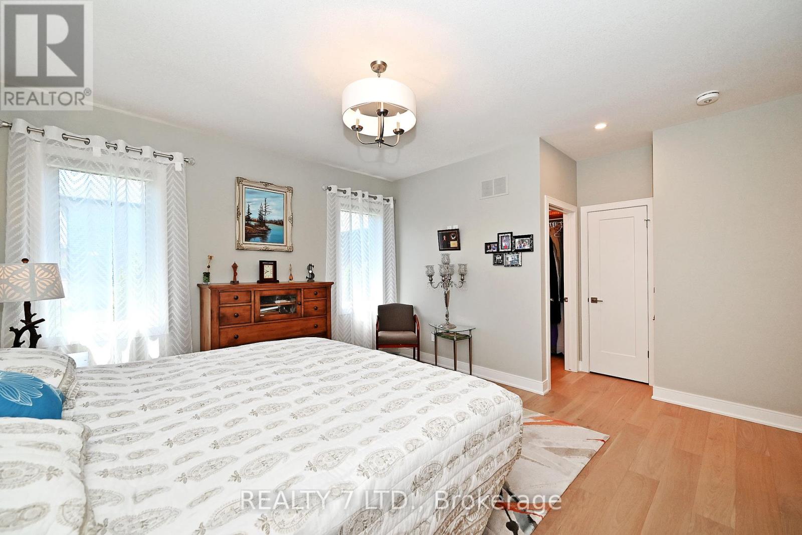 544 Old Course Trail, Welland, Ontario  L3B 0L8 - Photo 20 - X12150419