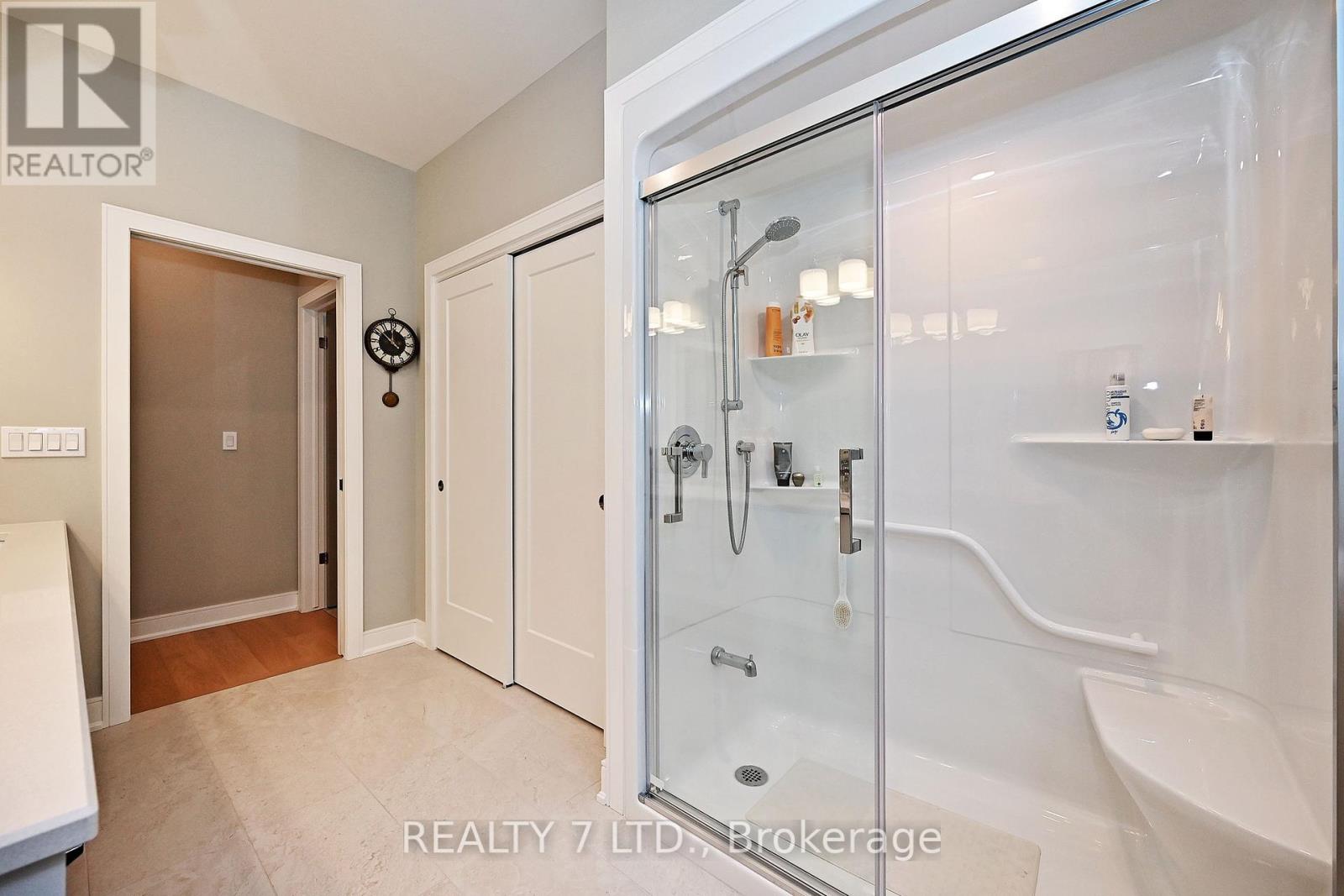 544 Old Course Trail, Welland, Ontario  L3B 0L8 - Photo 23 - X12150419