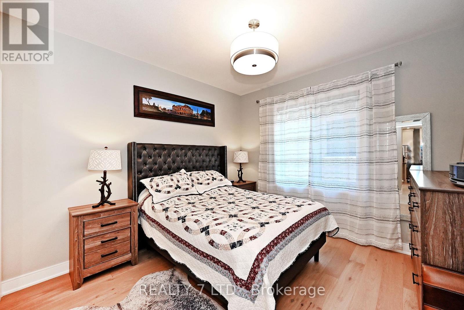 544 Old Course Trail, Welland, Ontario  L3B 0L8 - Photo 24 - X12150419