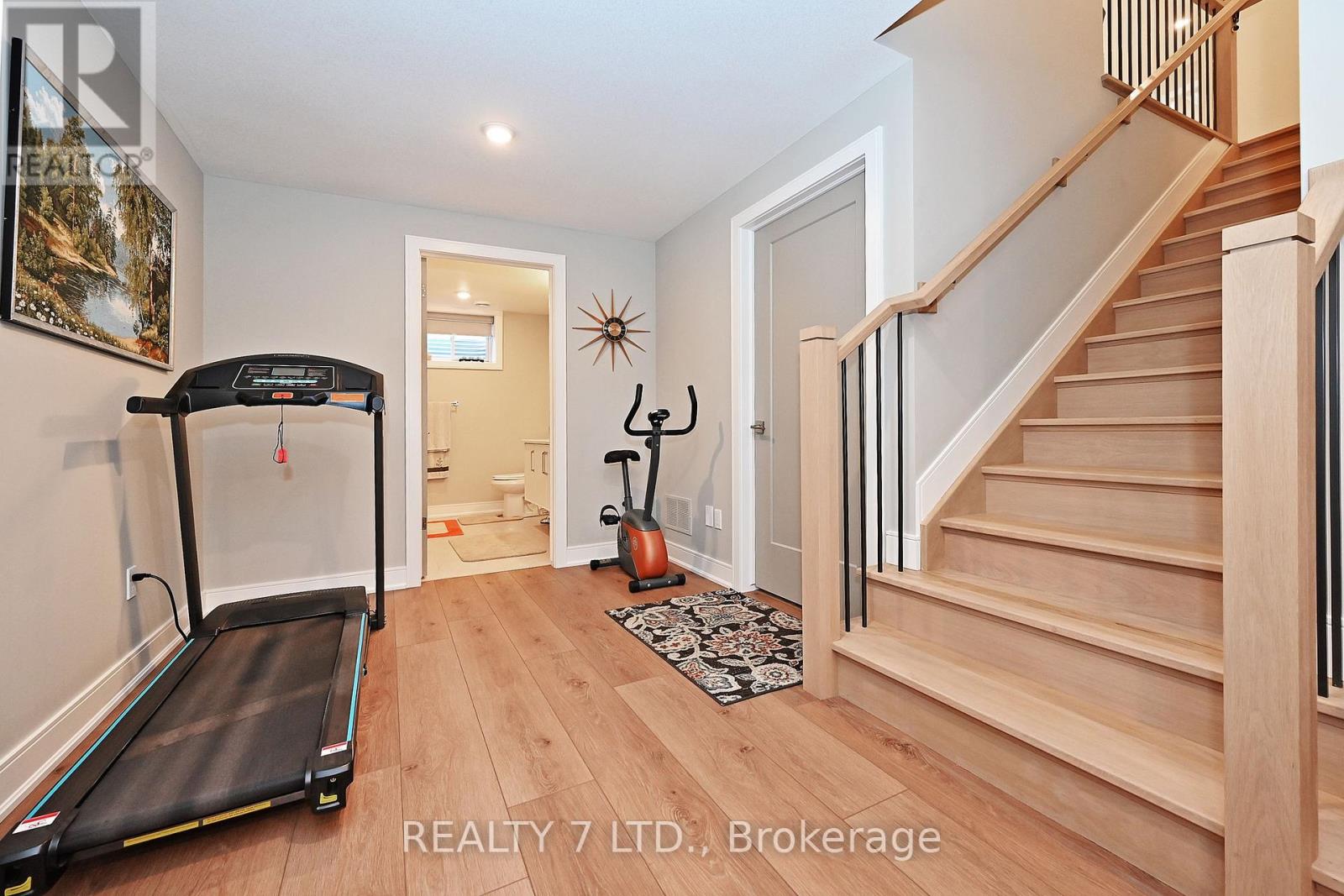 544 Old Course Trail, Welland, Ontario  L3B 0L8 - Photo 34 - X12150419