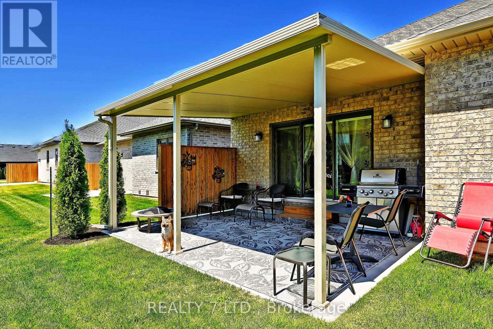 544 Old Course Trail, Welland, Ontario  L3B 0L8 - Photo 39 - X12150419