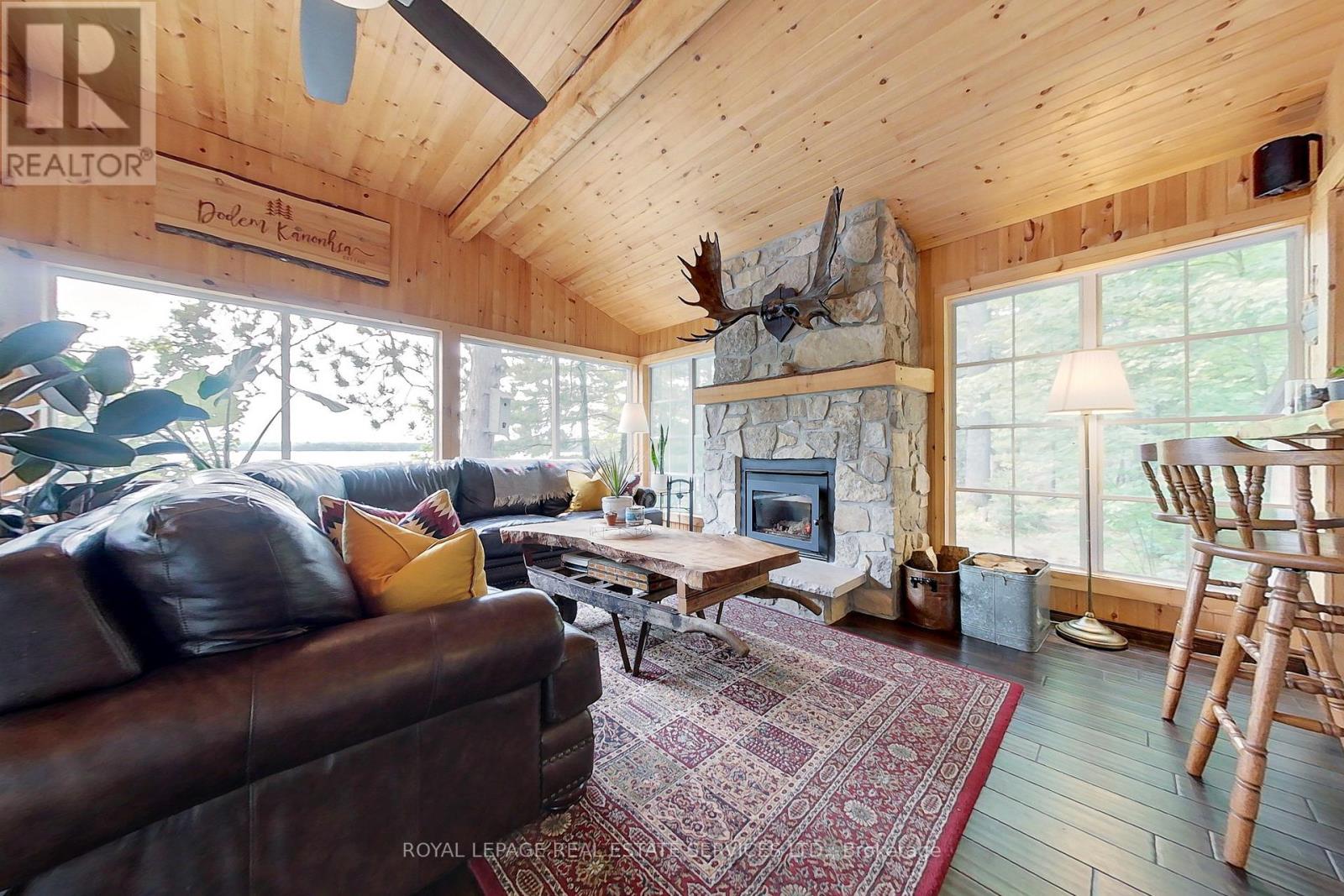 347 Weslemkoon Lake, Addington Highlands, Ontario  K0L 1W0 - Photo 5 - X12150427