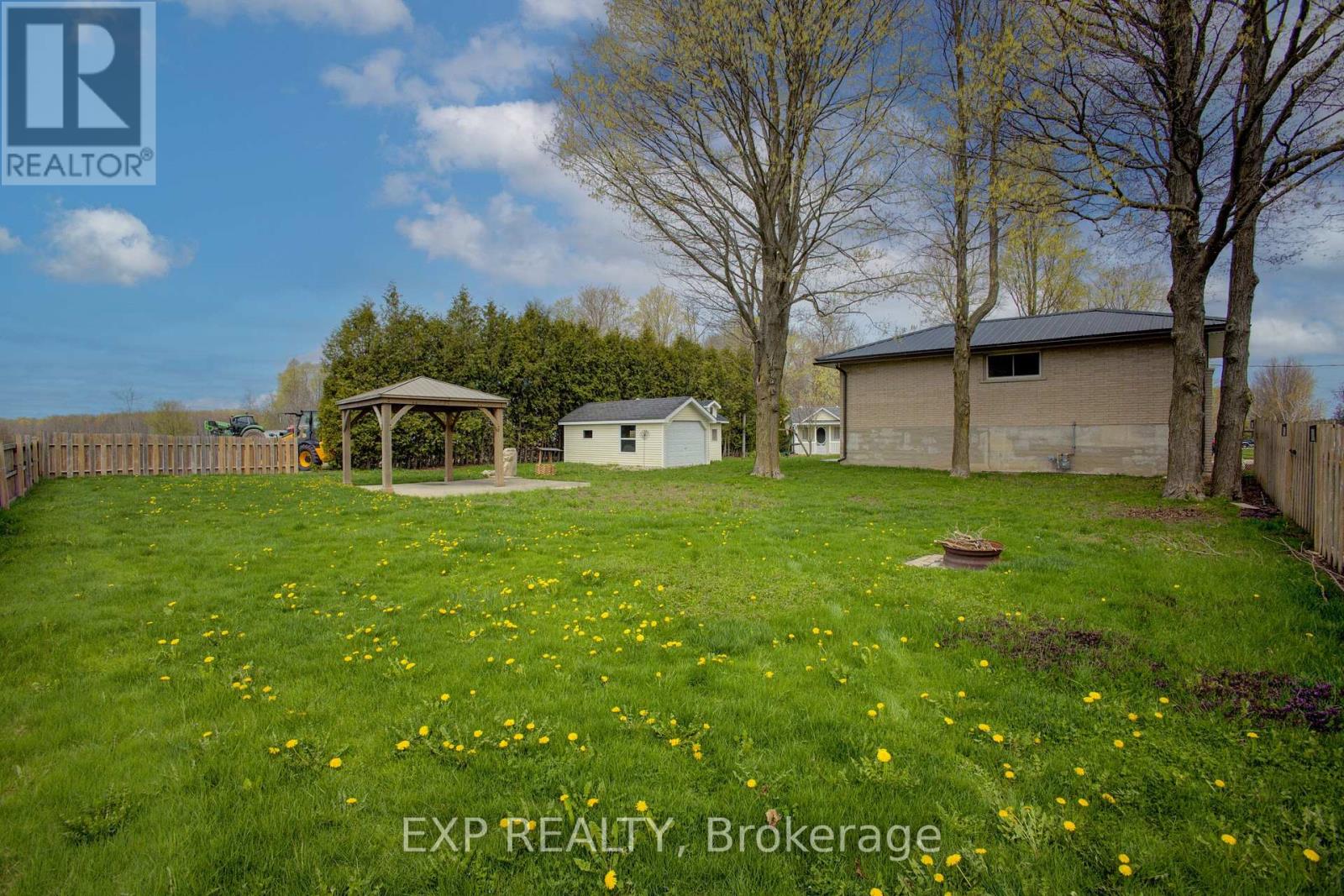 109 Mcgivern Street, Mapleton, Ontario  N0G 2K0 - Photo 27 - X12150445