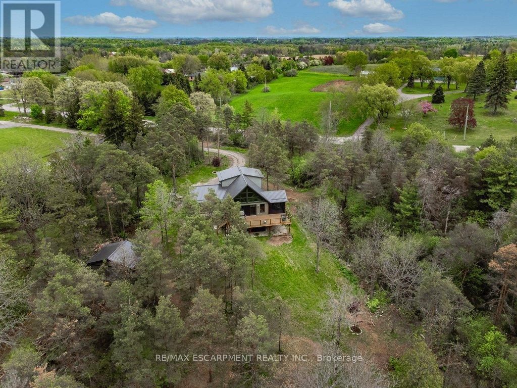 1040 Clyde Road, North Dumfries, Ontario  N1R 5S7 - Photo 42 - X12150454
