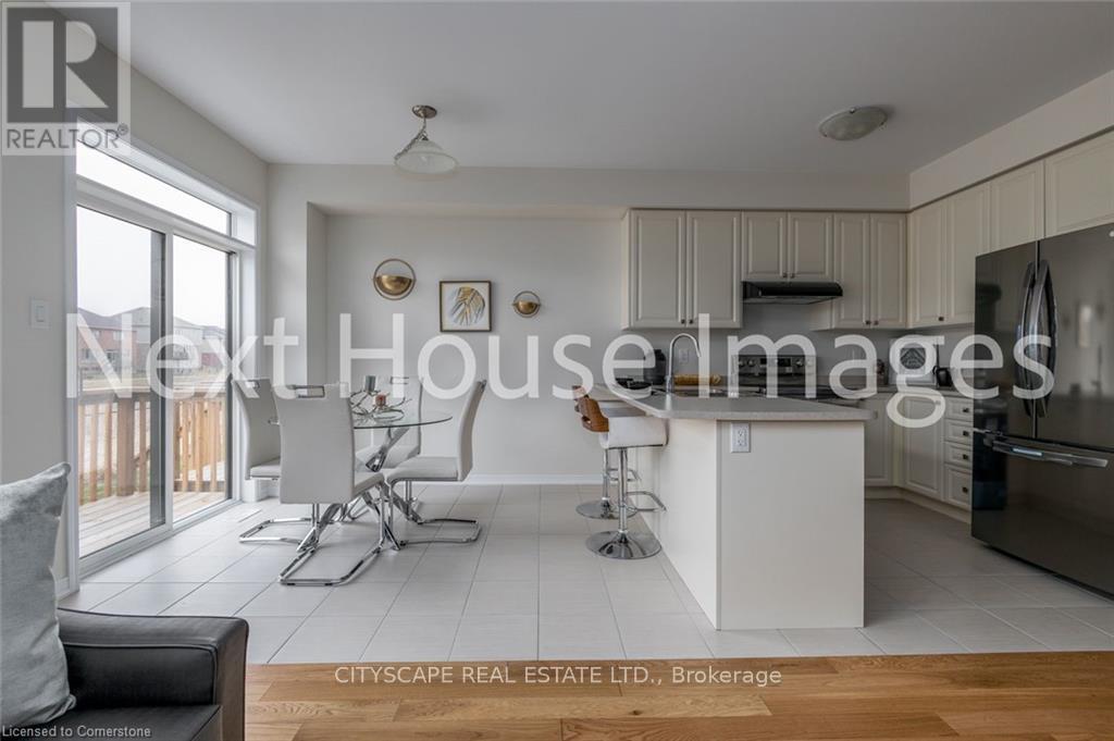12 - 8317 Mulberry Drive, Niagara Falls (Brown), Ontario  L2H 3S9 - Photo 5 - X12150530