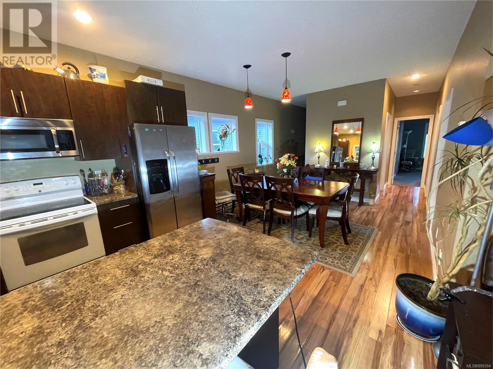 Property at 887 Wild Ridge Way image 3