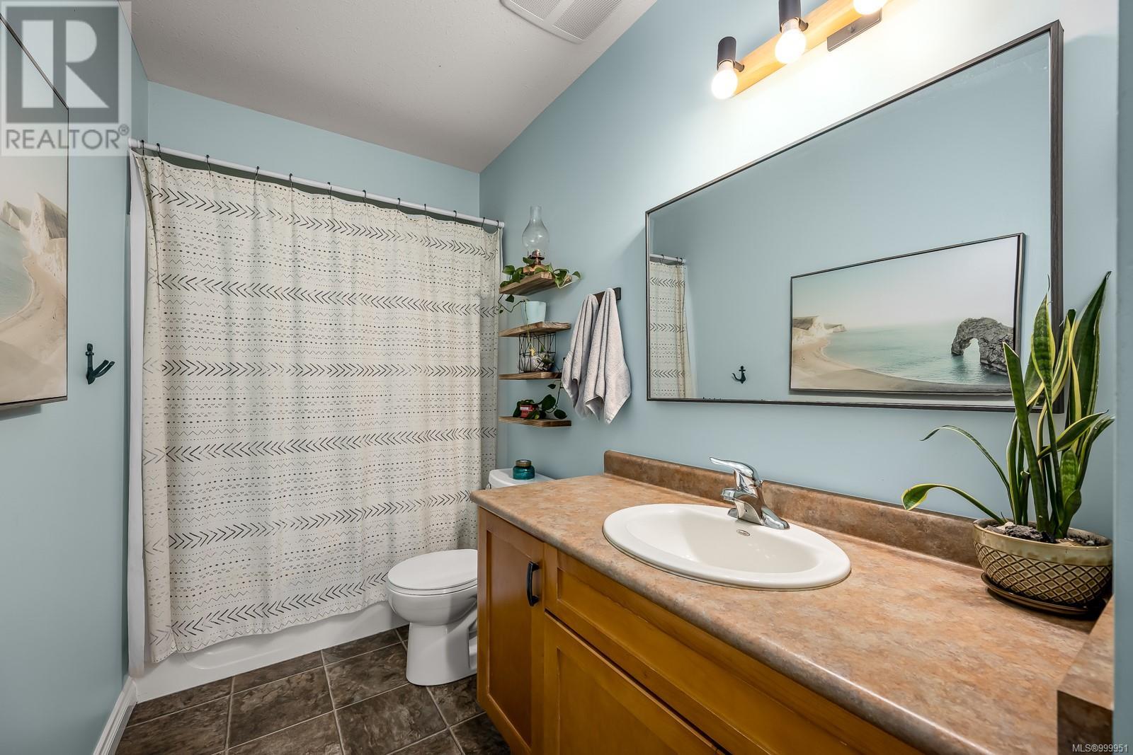 3314 Eighth St, Cumberland, British Columbia  V0R 1S0 - Photo 37 - 999951