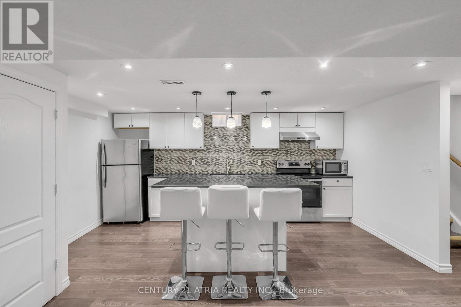 10 Louvain Drive, Brampton, Ontario  L6P 1W4 - Photo 33 - W12149976