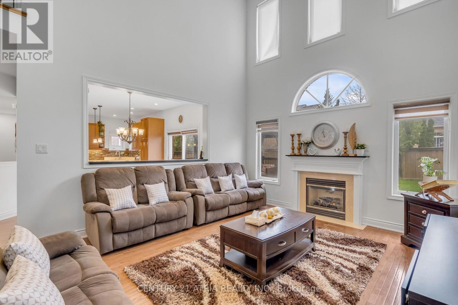 Property at 10 LOUVAIN DRIVE image 4