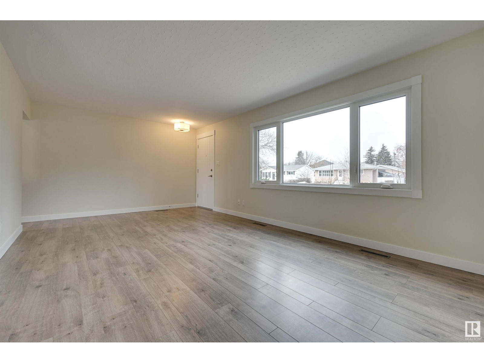 5811 113b St Nw, Edmonton, Alberta  T6H 3J4 - Photo 5 - E4427799